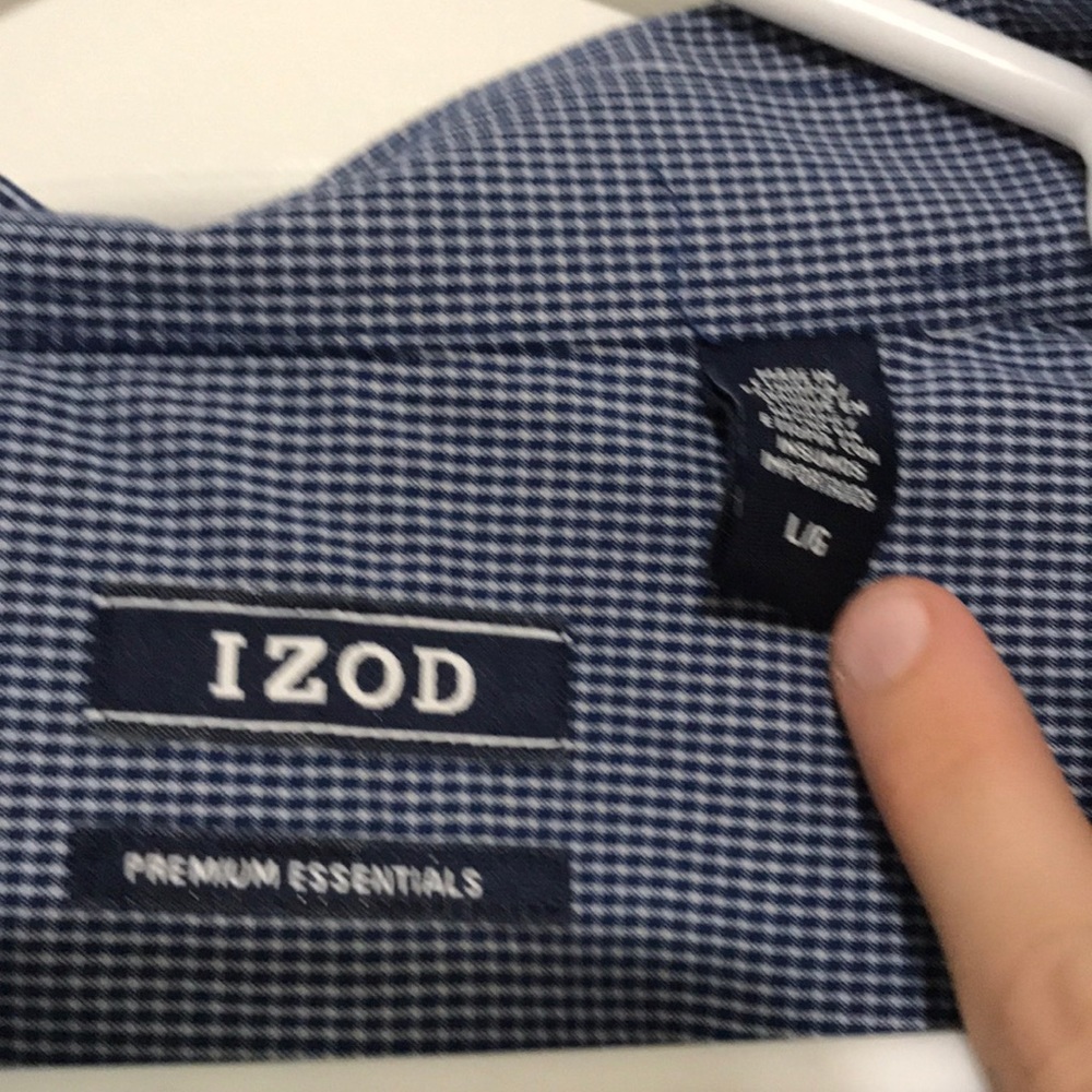 NWT IZOD button down - Picture 3 of 3
